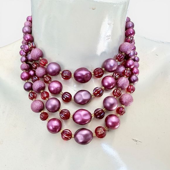 Vintage 1950s Pink Multi Strand Faux Pearl Necklace Red Aurora Borealis Beads - Picture 2 of 6